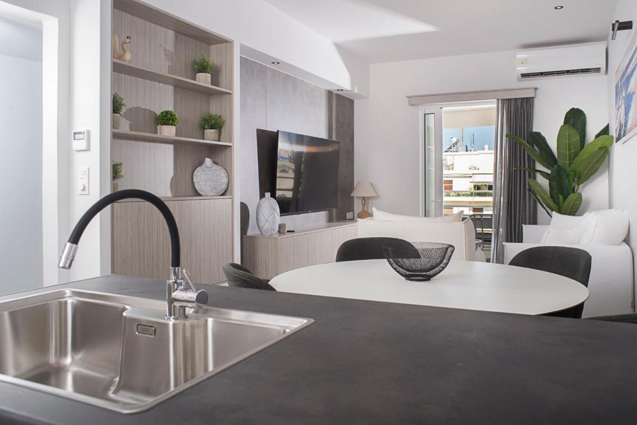 Urban Chic Luxury At The City Center Kalamata Exterior foto